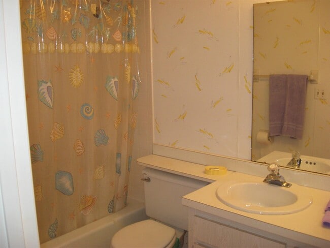 Building Photo - 607 Fair Winds Dr