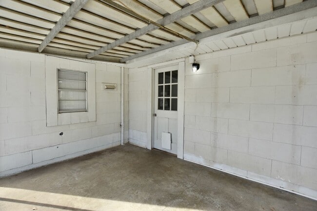 Building Photo - 1623 Texas St