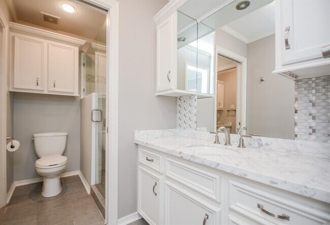 Building Photo - 13707 Cypress Pond Cir