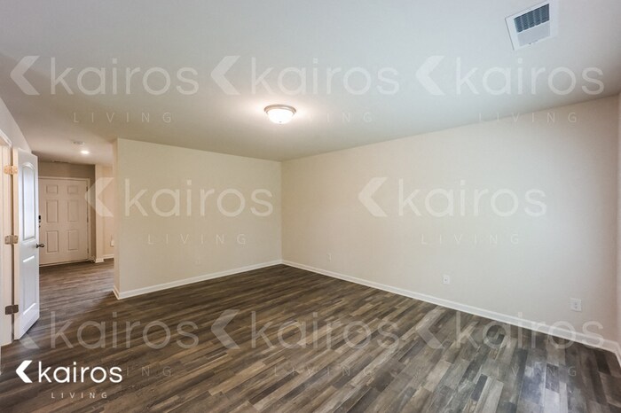 Building Photo - 232 Fox Chase Wy