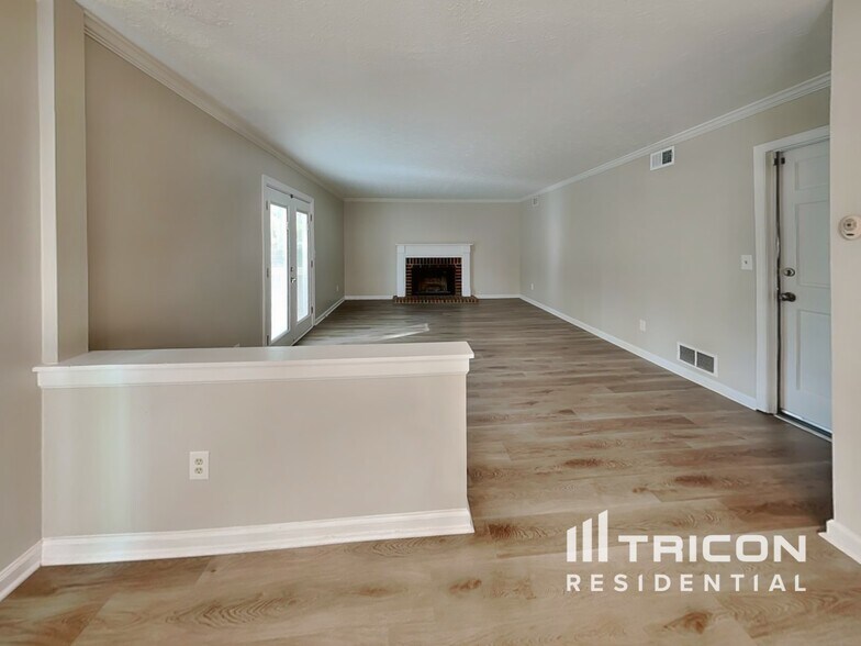 Building Photo - 4741 Jones Bridge Cir