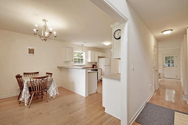 Building Photo - 2525 Wayne Scott Court FOR RENT!