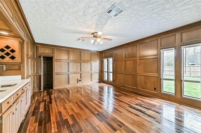 Building Photo - 1410 Osborne Dr