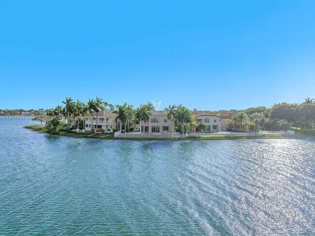 Building Photo - 5028 SW 170th Ave