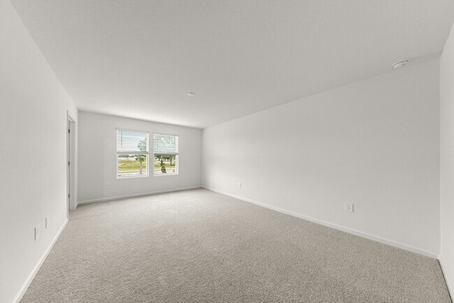 Building Photo - 4903 SW 81st Lp