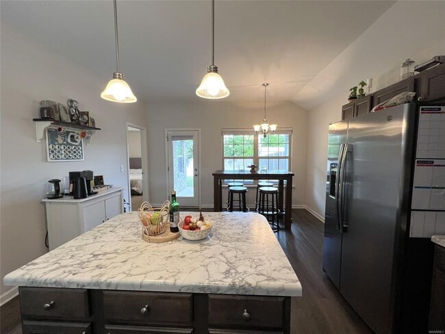 Building Photo - 467 Buena Vista Wy