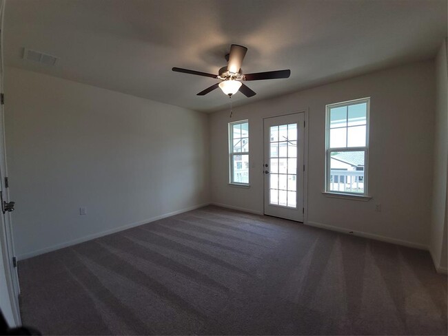 Building Photo - 17204 Adoro Dr