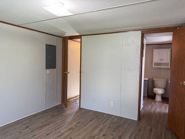Building Photo - Charming Rural Home with Large Yard & Storage
