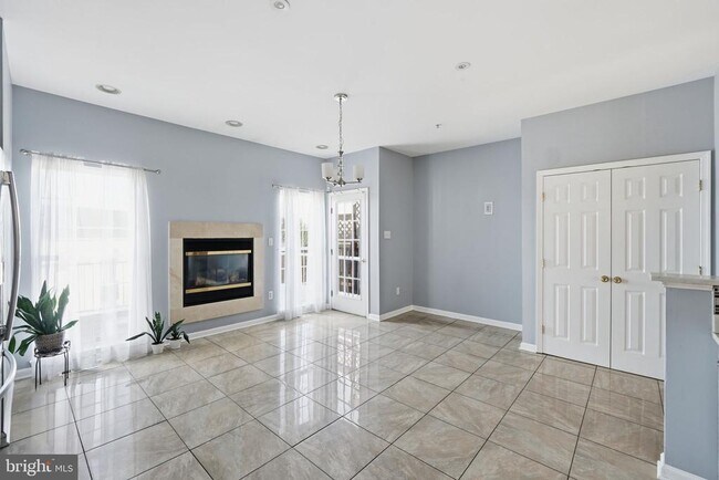 Building Photo - 554 Ellison Ct