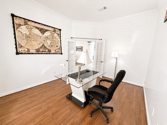 Building Photo - 5507 Cranston Ct