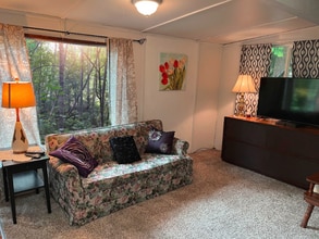 Building Photo - 4914 Anderbar Rd SE