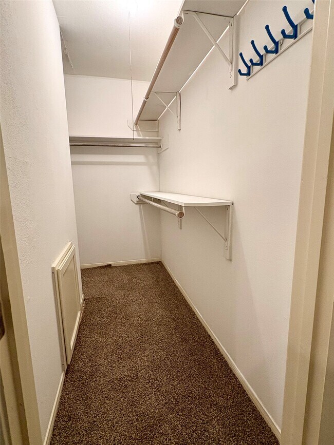 Building Photo - 14213 Lost Meadow Ln