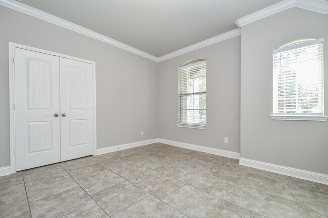 Building Photo - 15330 Ashbrook Dove Ln