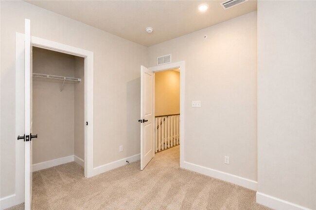 Building Photo - 107 Breckenridge Ct