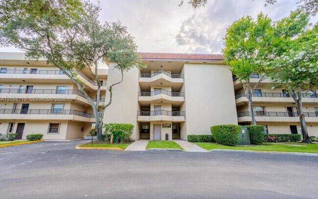 Building Photo - 10451 W Broward Blvd