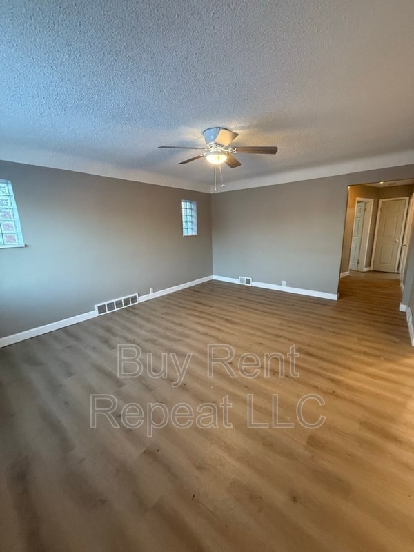 Building Photo - 22847 Panama Ave