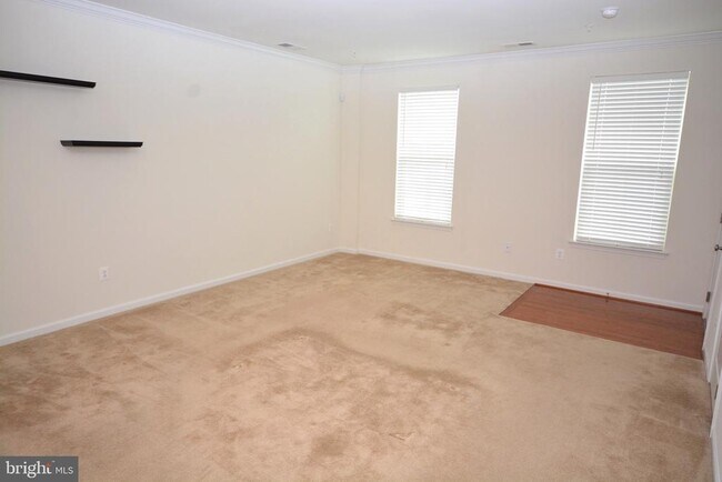 Building Photo - 5942 Leben Dr