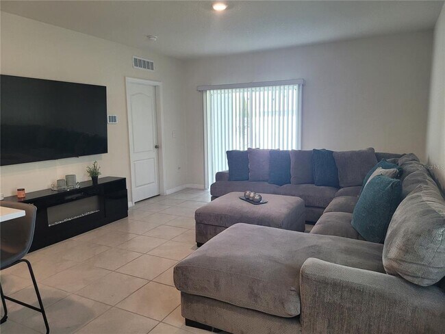 Building Photo - 6733 Huntleigh Hammock Rd