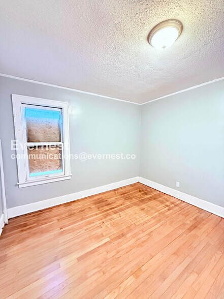 Building Photo - 12701 Northlawn St