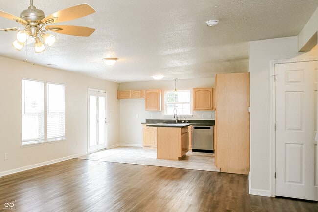 Building Photo - 6259 Dusty Laurel Dr