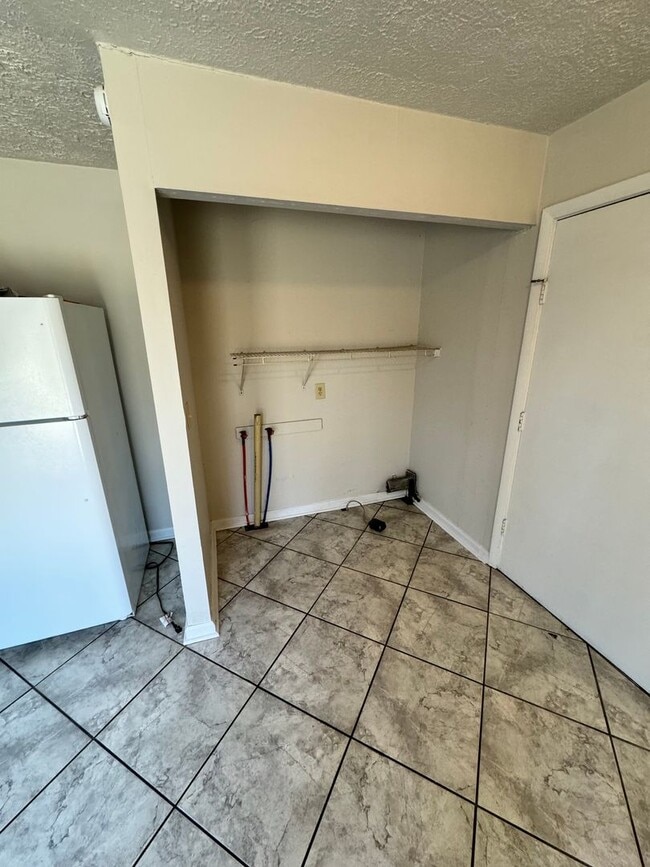 Building Photo - Single Family Home in the heart of Fern Creek