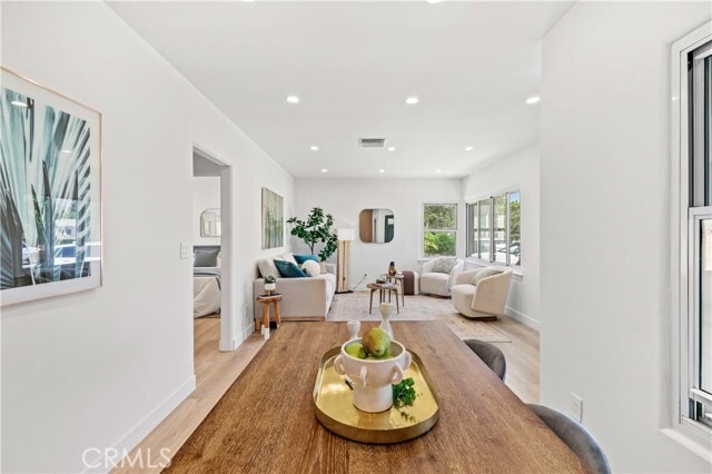 Building Photo - 2105 Pass