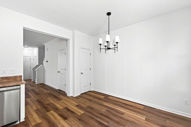 Building Photo - 4509 Middletown Dr