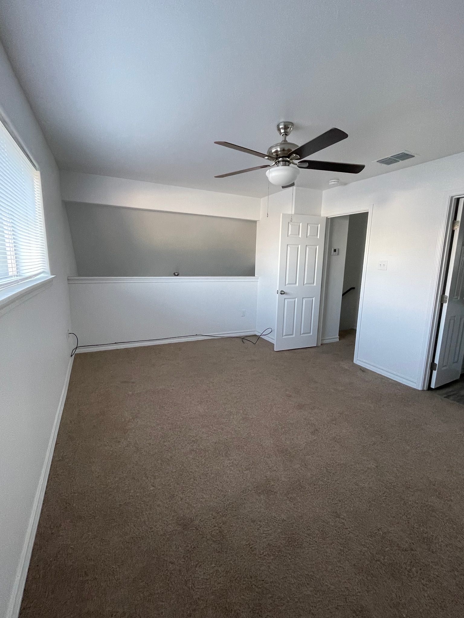 Upstairs Bedroom - 5014 Meandering Ln