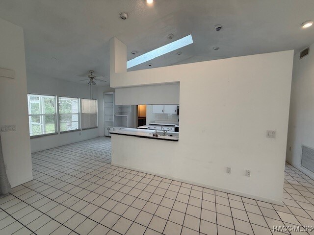 Building Photo - 69 Sycamore Cir