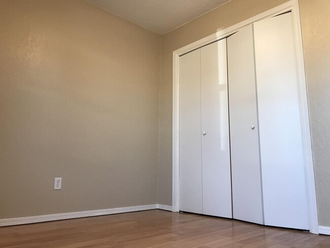 Building Photo - 520 W Highland St