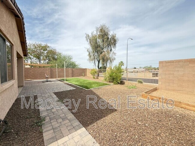 Building Photo - 8311 S 23rd Pl