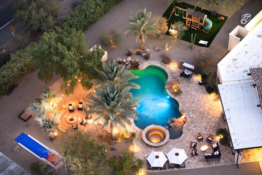 Building Photo - 4744 Saguaro Pl