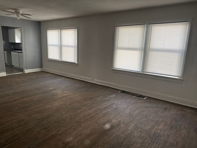 Building Photo - Coming soon!!!!      4 bedroom 2 bath with partially finished basement