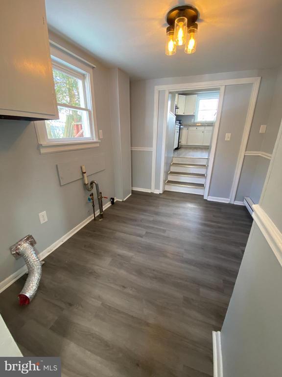 Building Photo - 95 Madison St