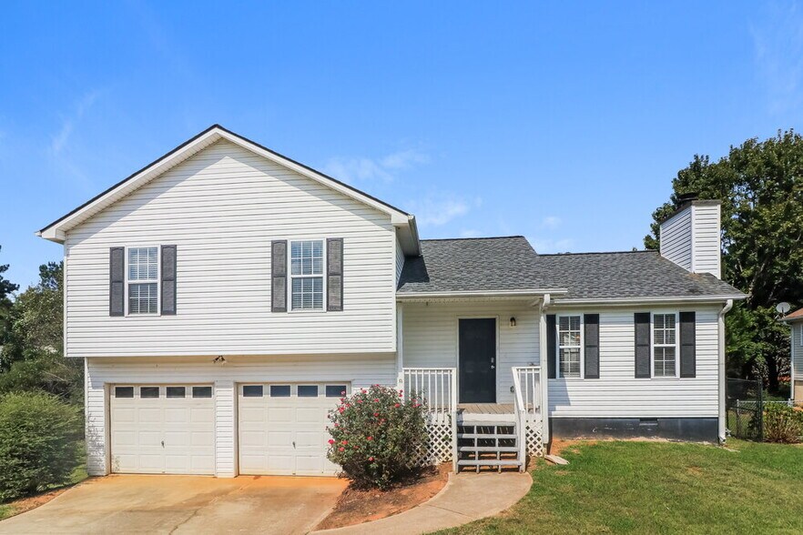 Primary Photo - 417 Remington Ct