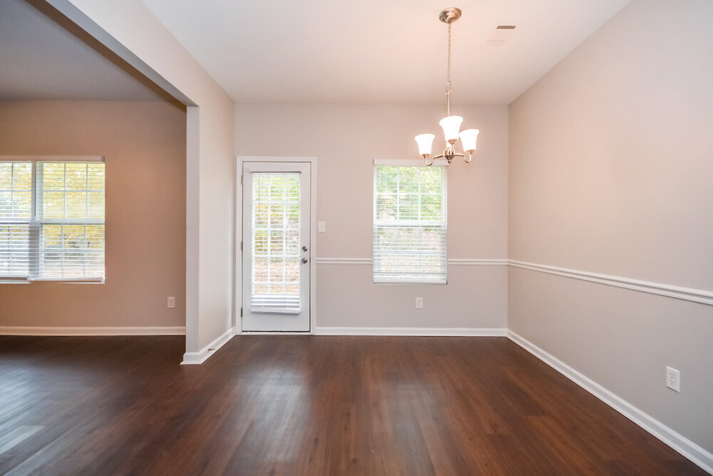 Building Photo - 5040 Pioneer Pkwy