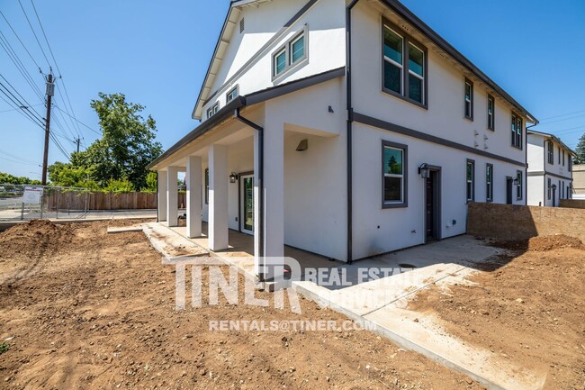 Building Photo - 1509 Bell St