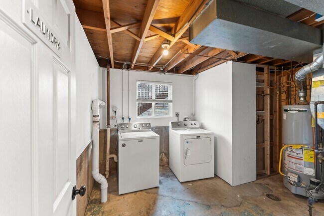 Building Photo - 4503 Bella Dr