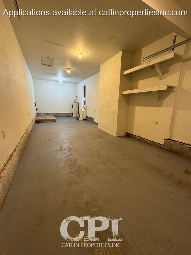 Building Photo - 124 Tilla Dr