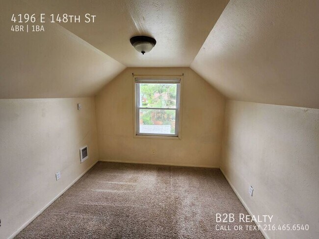 Building Photo - 4196 E 148th St