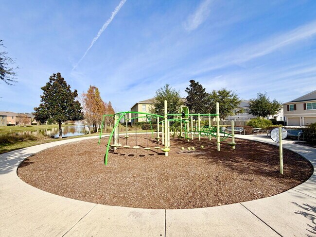 Building Photo - 3520 Seneca Club Loop