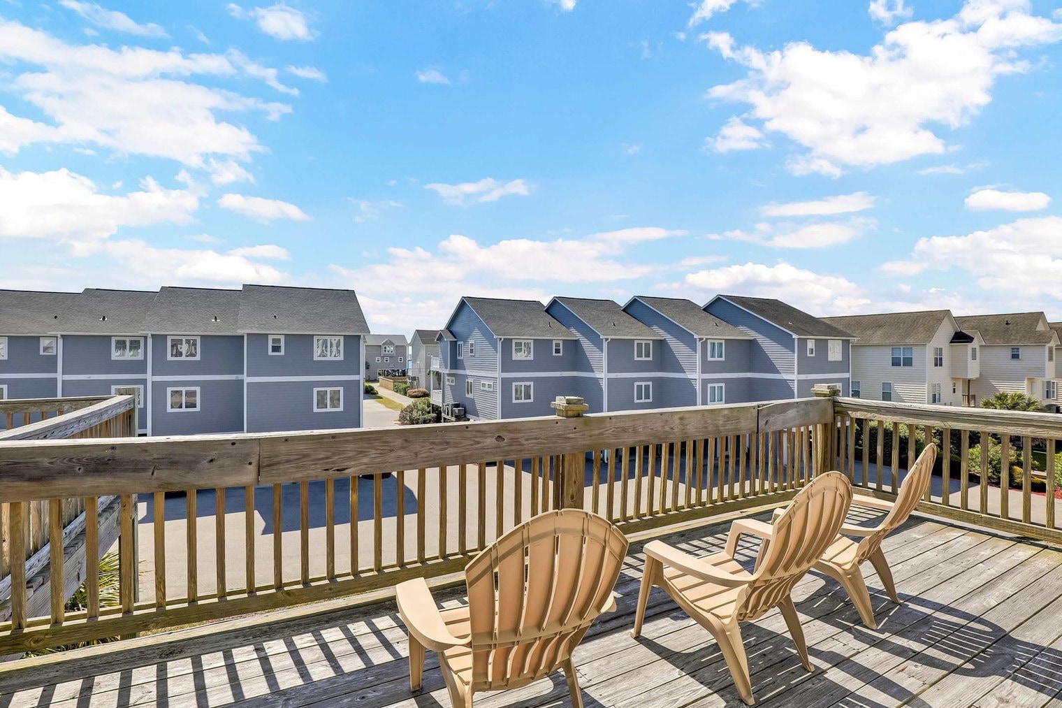 Building Photo - 828 N New River Dr
