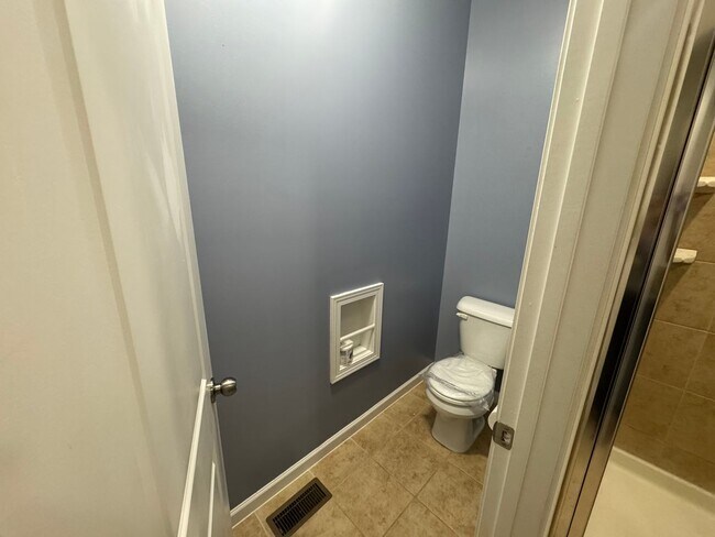 Building Photo - 1052 Spacious Skies Ln