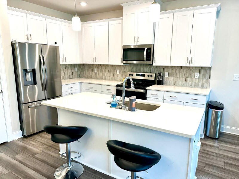 Building Photo - 276 Netherlands Blvd