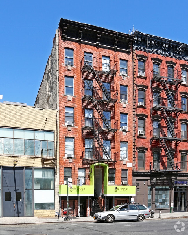 Building Photo - 203 Chrystie Street