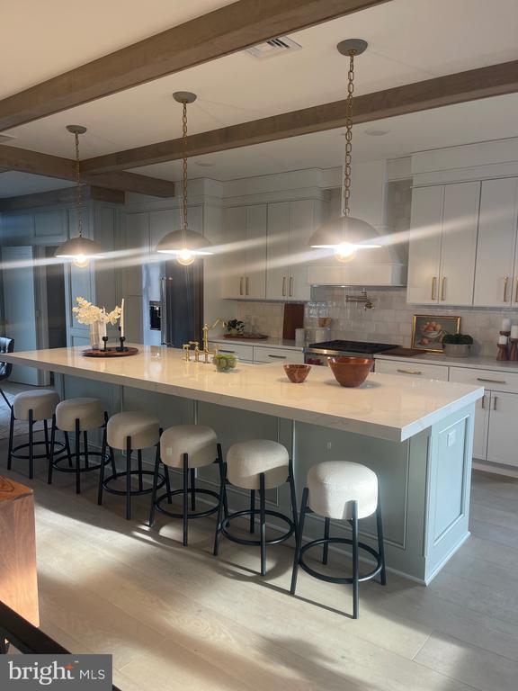 Building Photo - 7519R Ridge Ave