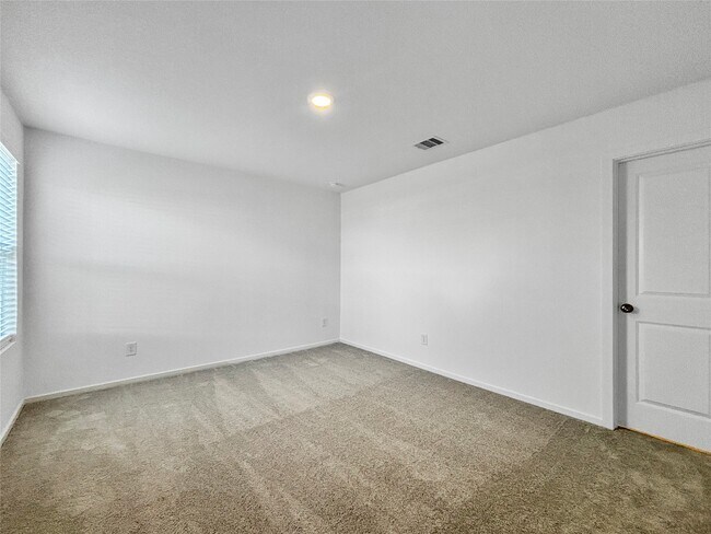 Building Photo - 6019 Standpiper Lp