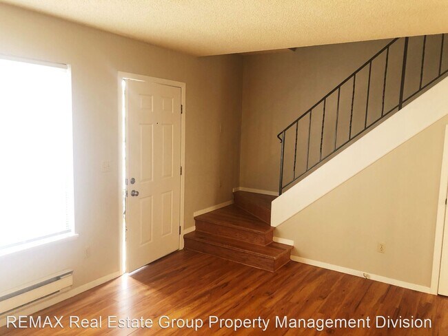 Building Photo - 2 br, 1 bath House - 749 Alexander Rd. Unit B