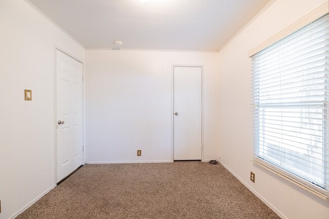 Building Photo - 11738 Greencanyon Dr