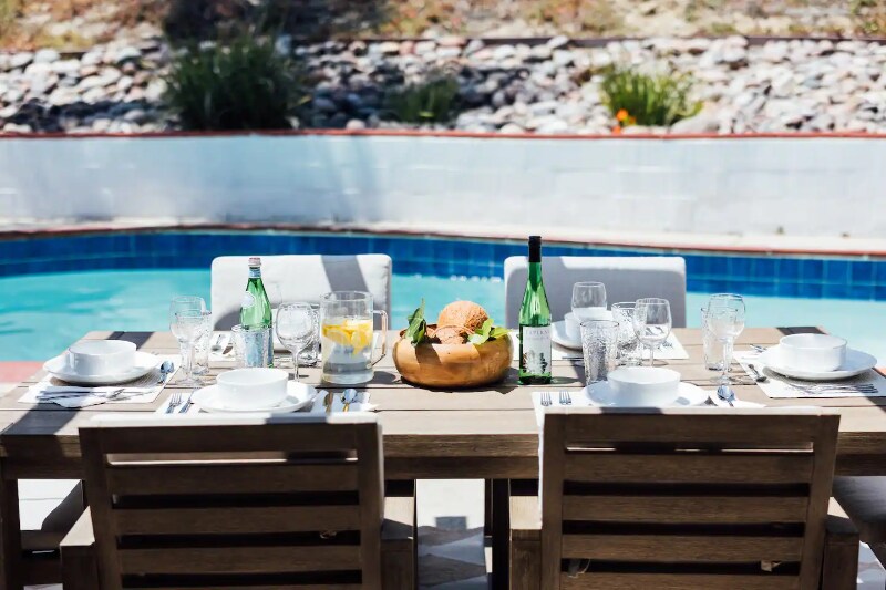 Building Photo - 4816 Refugio Ave